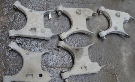 BMW 5 Е39 универсал задние Н-образные рычаги