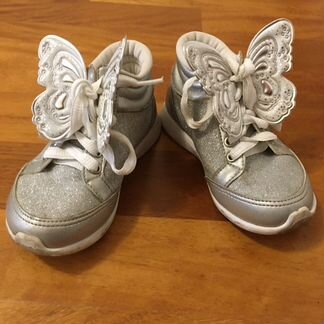 Ботинки для девочки 26 р-р