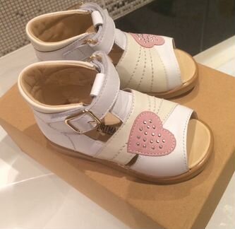 Новые босоножки Ortmann р.23