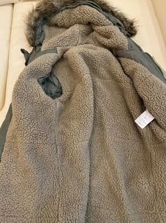 Парка мальчика Benetton