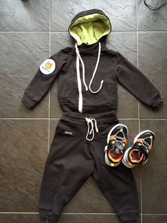 Спортивный костюм