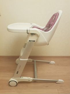 Inglesina mhome. Стул для кормления