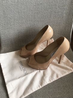 Туфли jimmy choo бежевые лаковые с открытым носом