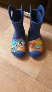 Резиновые сапоги crocs