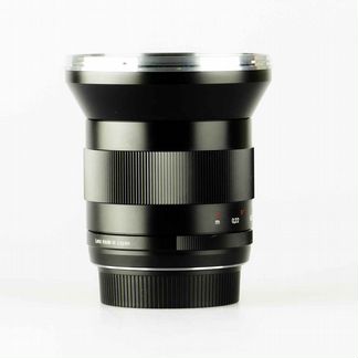 Zeiss 21mm f/2.8 T* ZE Distagon