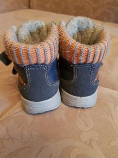 Ботинки Котофей демисезонные р-р 23