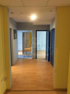 Продам офисное помещение, 135 м²