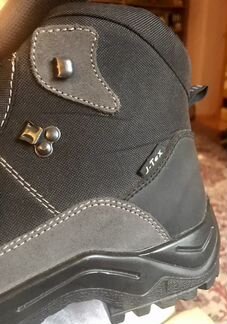 Ботинки мужские для туризма