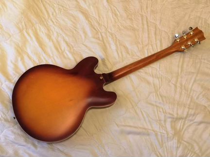 Реплика Gibson ES-335 санбёрст
