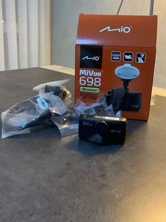 Видеорегистратор MiVue 698