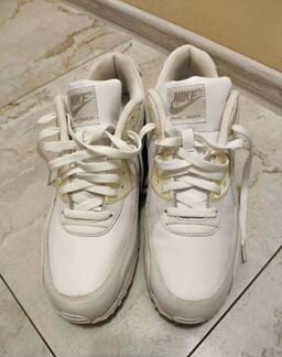 Белые кроссовки, размер 44