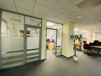 Сдам офисное помещение, 281 м²
