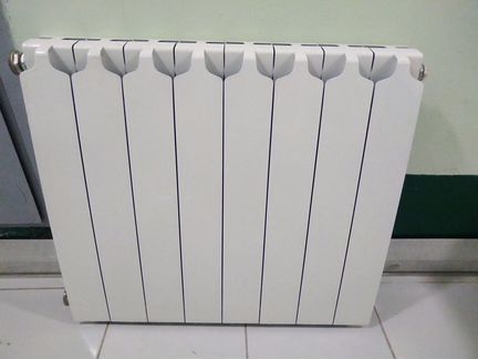 Радиатор Sira RS 500 биметалл, 8 секций, бок подкл