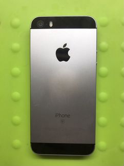 Телефон iPhone SE
