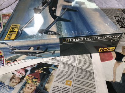 Сборная модель самолёта 1:72 Lockheed 121 Warning