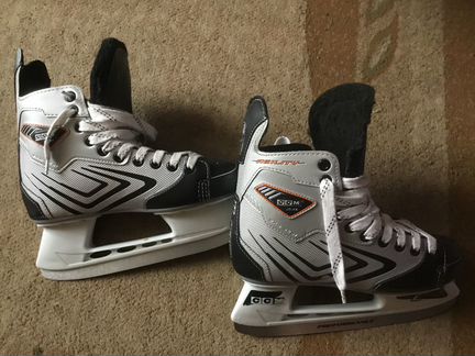 Продам коньки 38 размер
