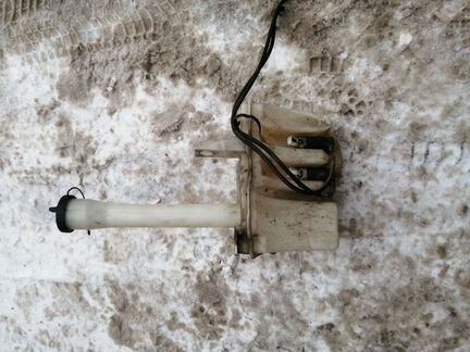 Бачок омывателя лобового стекла