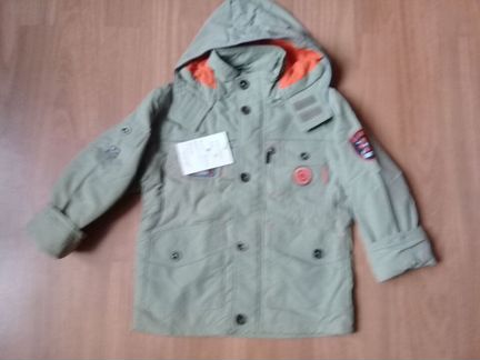 Куртка-ветровка для мальчика. Новая