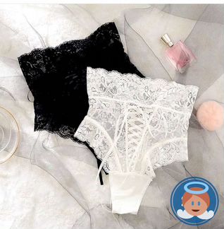 Трусики со шнуровкой