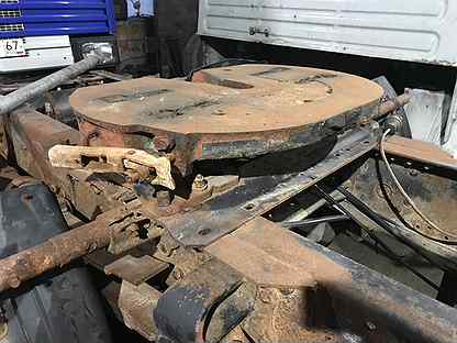 Седло маз 537. Замок седла маз 5440. Регулировка седла маз 5440. Седло маз. Седло тягача маз 5440.