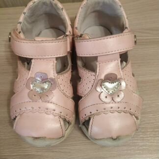 Босоножки 21 размер (13,5 см)