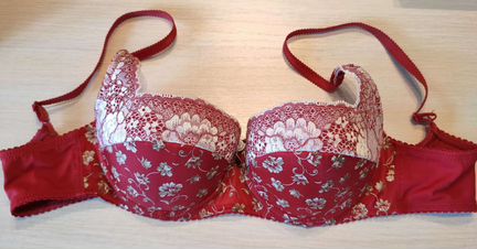 Бюстгальтер