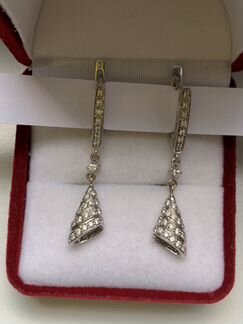 Золотые серьги с бриллиантами