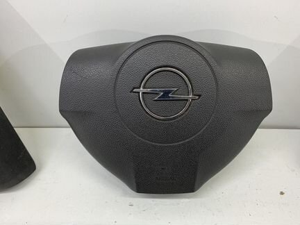 Подушка безопасности SRS водительский opel astra H