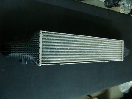 Радиатор интеркулера Mercedes W204 W207 W212 W218