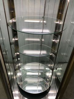 Кондитерская витрина крутящаяся