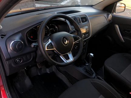 Renault Sandero Stepway 1.6 AT, 2019, 10 951 км
