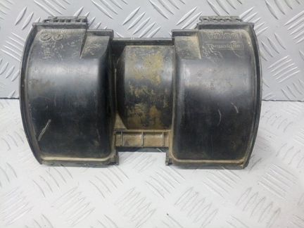 Крышка корпуса печки Siemens бмв е34 е32