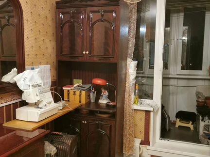 Стеллаж красное дерево