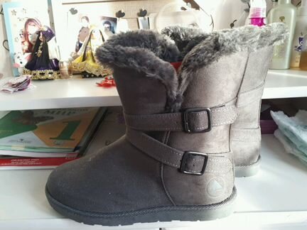 Ботинки, похожи на угги