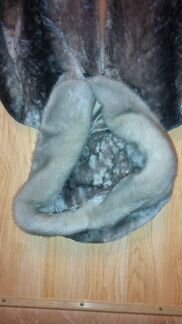 Шуба из мутона с отделкой из норки