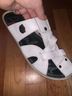 Кожаные мужские шлёпки