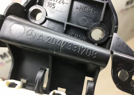 Замок двери задней левой Mercedes C W204 W212