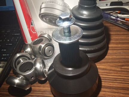 На Ford Mondeo граната шрус