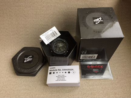 Casio GST-W100G-1B новые, полный комплект