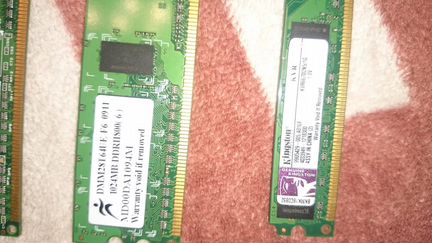 Память для компьютера 1GB DDR2 - 5 шт