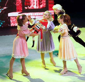 Тренер по фигурному катанию