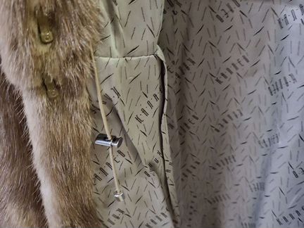 Шуба норковая Каляев 42 с капюшоном и кулиской