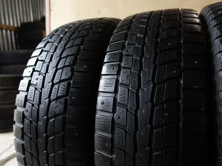 265 60 18 Dunlop SP Winter ICE 01 96VR