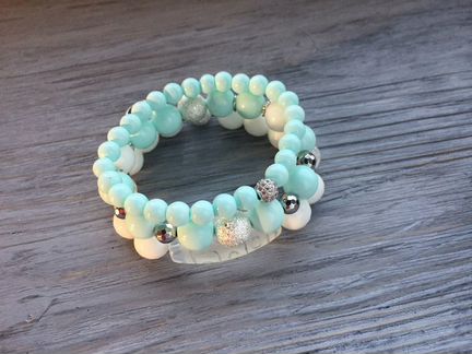 Сет браслетов из натуральных камней с бусиной дзи