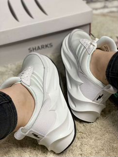 Кроссовки Adidas Sharks