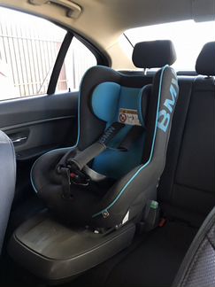 Детское автомобильно кресло BMW с Isofix крепежом