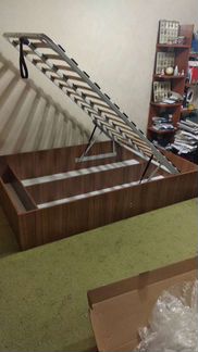 Кровать без изголовья