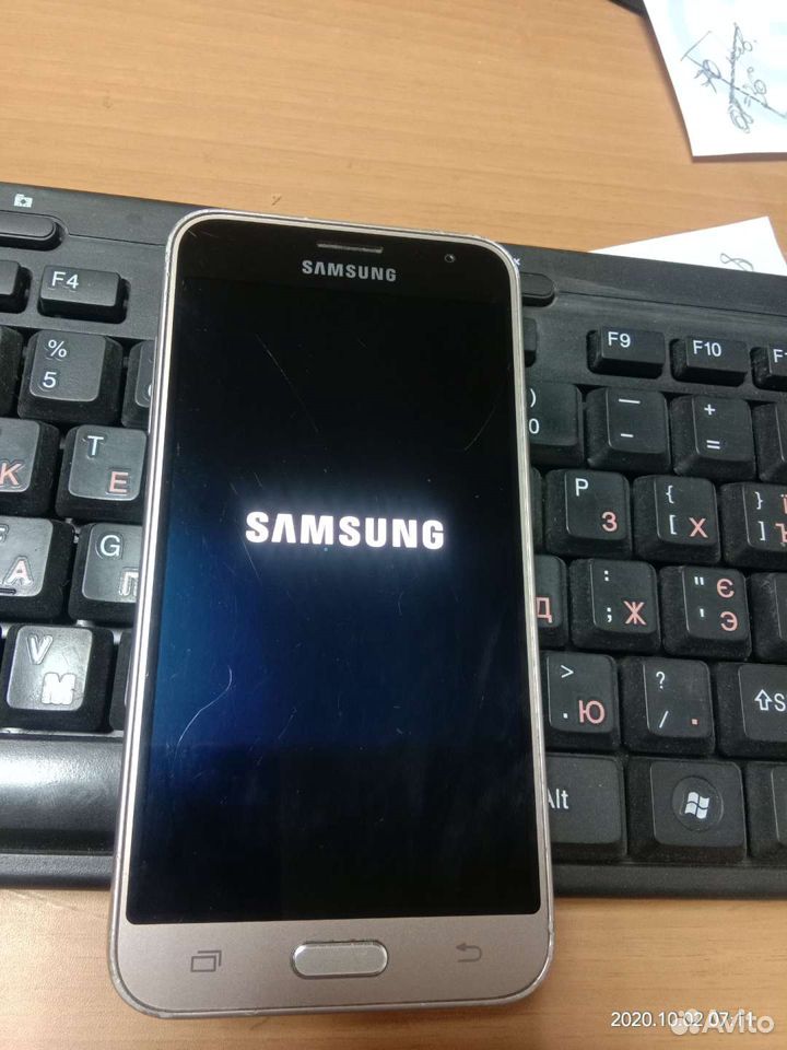 SAMSUNG j3 2016