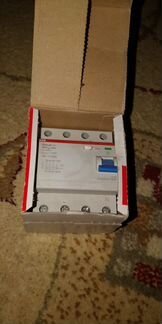 Выключатель дифференциального тока 