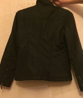 Куртка (ветровка)